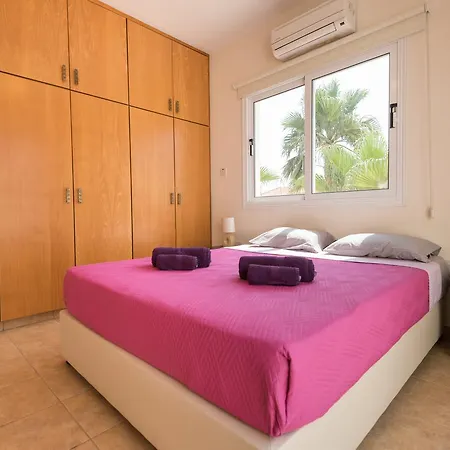 Mare Villa Ayía Nápa